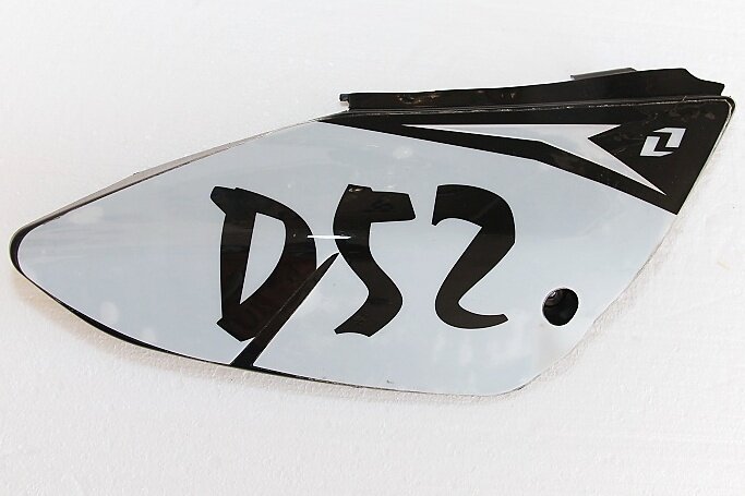 Bo�n� tabulka na ��slo Dirtbike 125